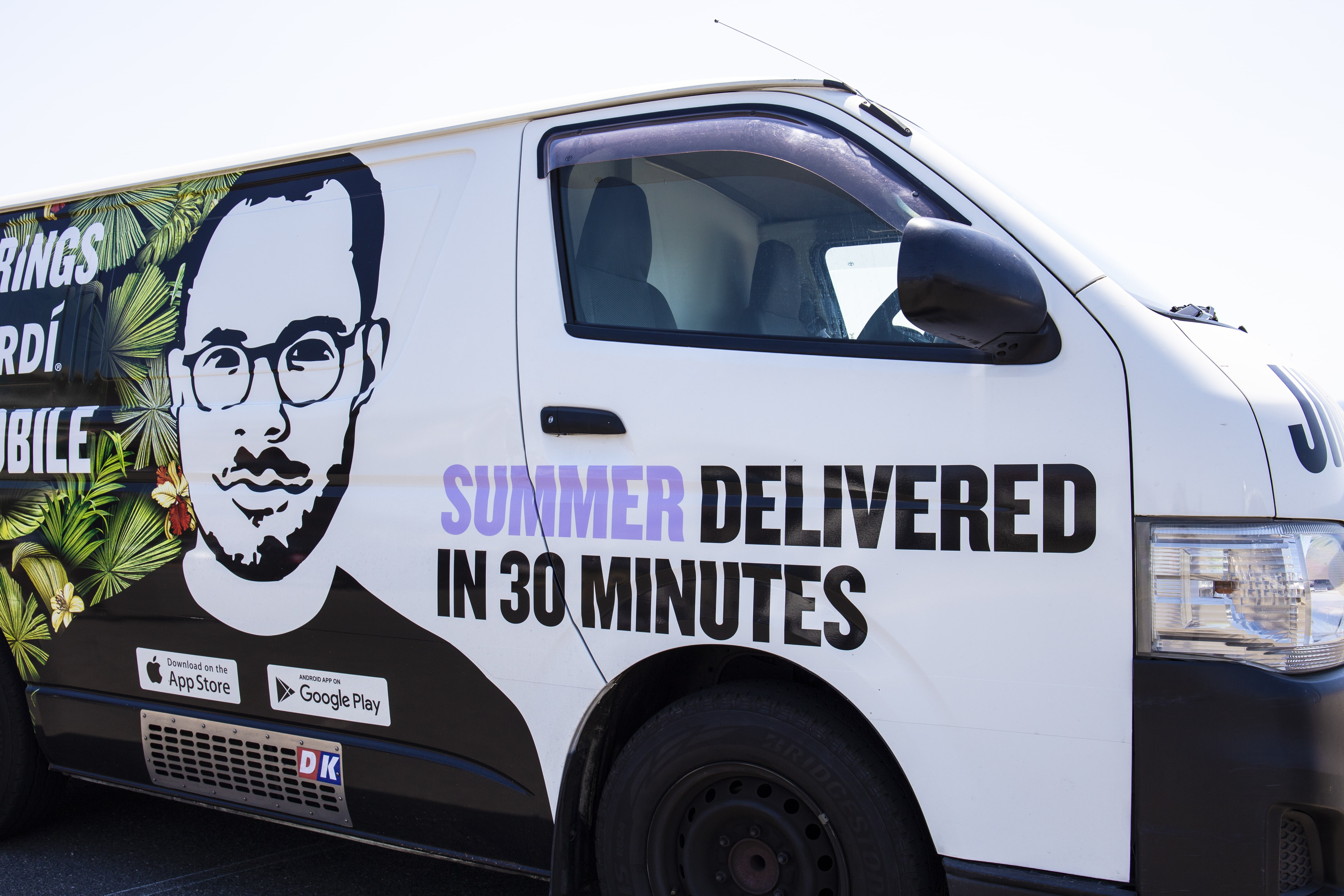 Bacardi Teams Up With Undeniably Convenient Jimmy Brings To Deliver Summer In 30 Minutes.