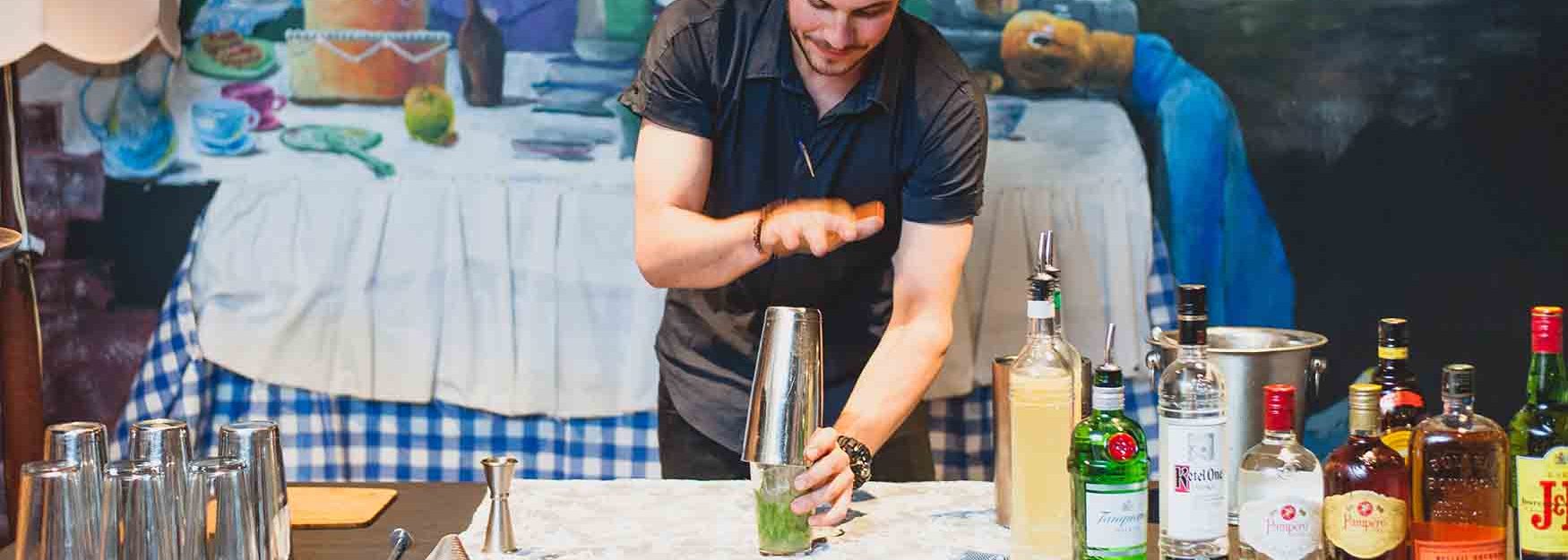 Cocktail Masterclass at Wolf Lane | Perth