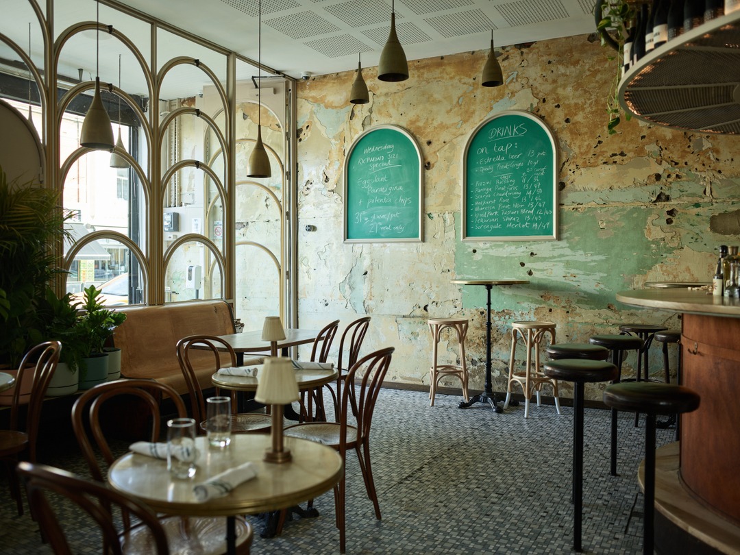 apply-now-bartender-section-waiter-richmond-vic-barcats